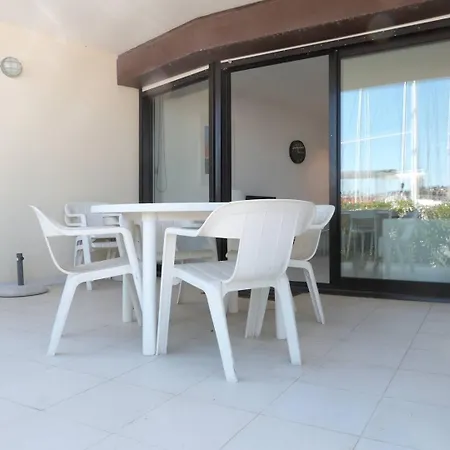 Marcogvoile - Golfe De Saint-tropez - Agreable T2 Avec Vue Sur La Marina Apartment