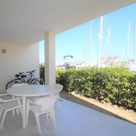 Marcogvoile - Golfe De Saint-tropez - Agreable T2 Avec Vue Sur La Marina Apartment