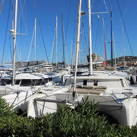Marcogvoile - Golfe De Saint-tropez - Agreable T2 Avec Vue Sur La Marina Cogolin